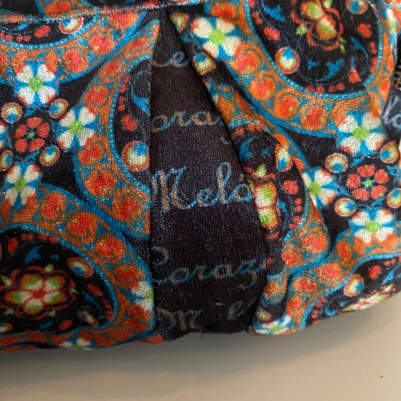 Large vibrant purse/bag with multiple zippers and snaps. Made in Mexico. - Picture 5 of 16